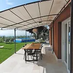 Belvedere Ceriel شقة *